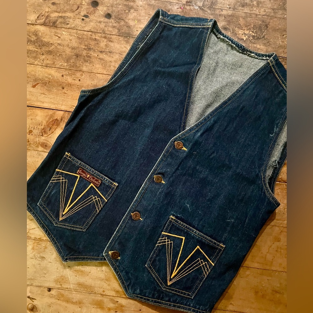 Vintage dark denim vest Sergio Valente with front pockets- Size Large